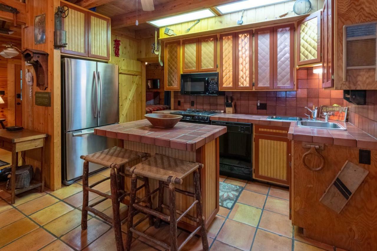 Creekside Bunkhouse Villa Whittier Exterior foto