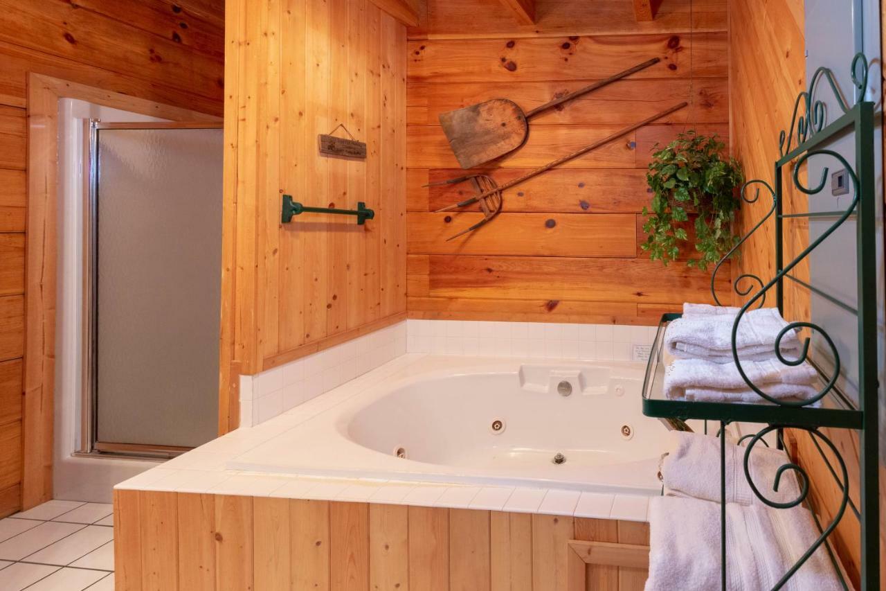 Creekside Bunkhouse Villa Whittier Exterior foto